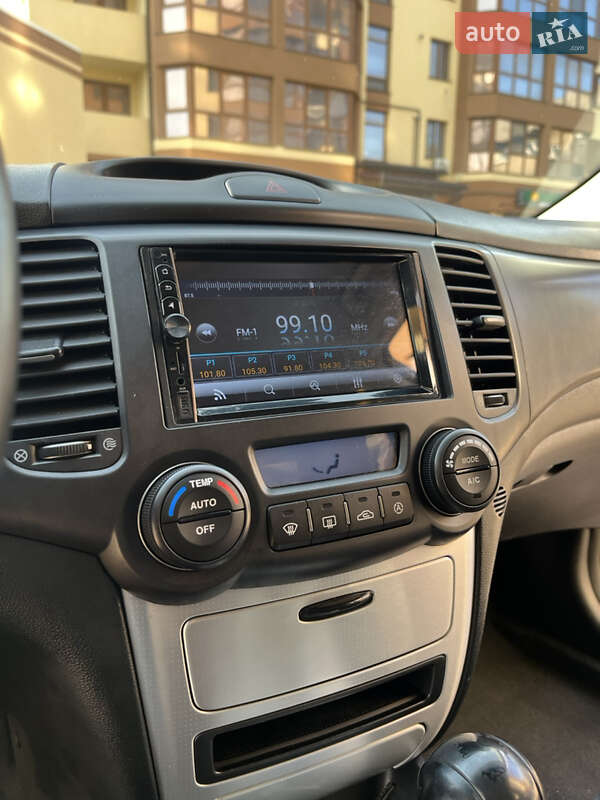 Седан Kia Magentis 2007 в Измаиле