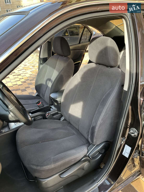 Седан Kia Magentis 2007 в Измаиле