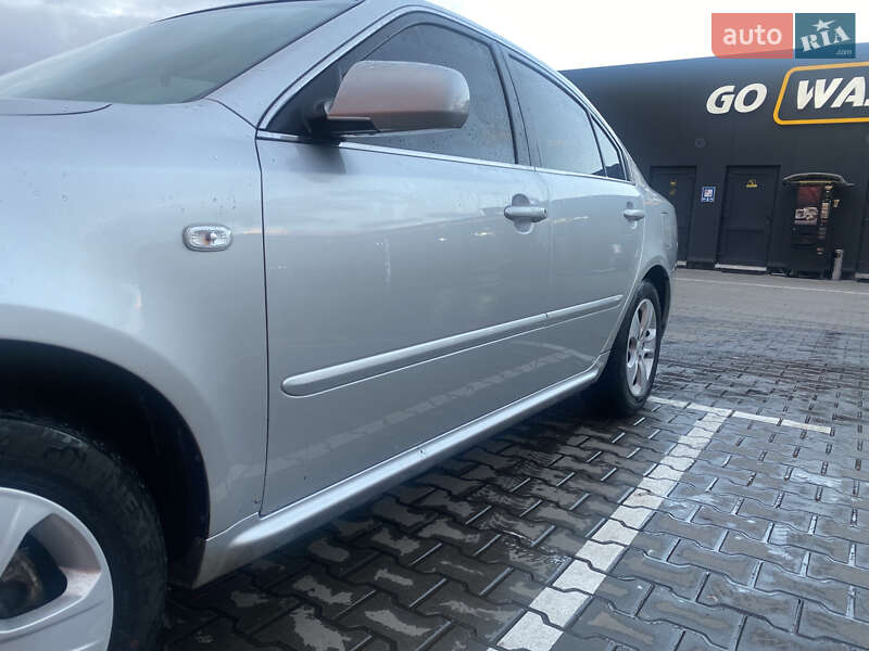 Седан Kia Magentis 2008 в Виннице