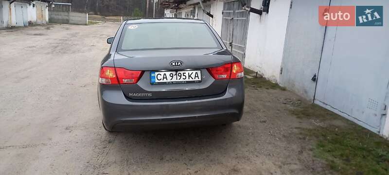 Седан Kia Magentis 2009 в Черкасах
