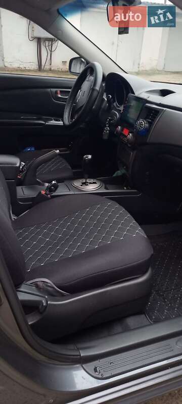 Седан Kia Magentis 2009 в Черкасах