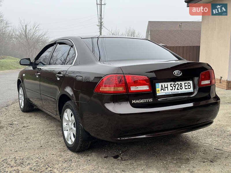 Седан Kia Magentis 2008 в Кам'янському