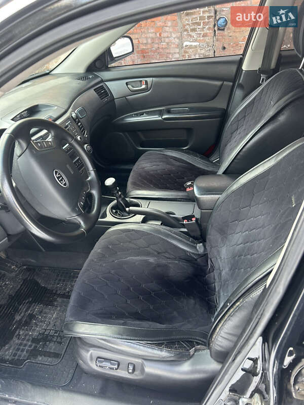 Седан Kia Magentis 2009 в Прилуках