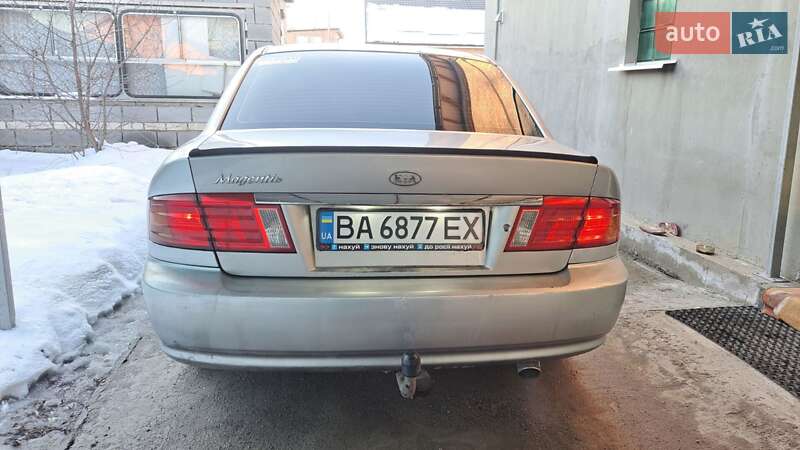 Седан Kia Magentis 2002 в Кропивницком