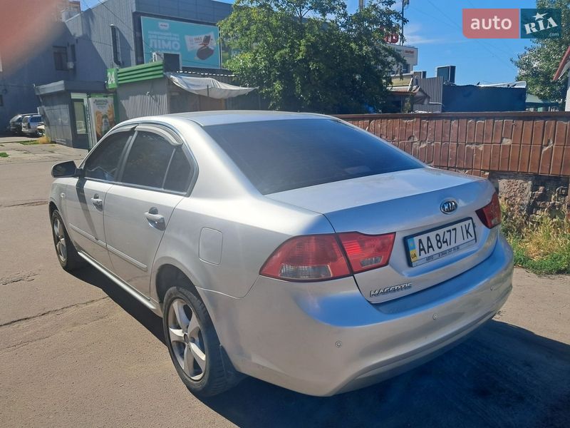 Седан Kia Magentis 2009 в Киеве
