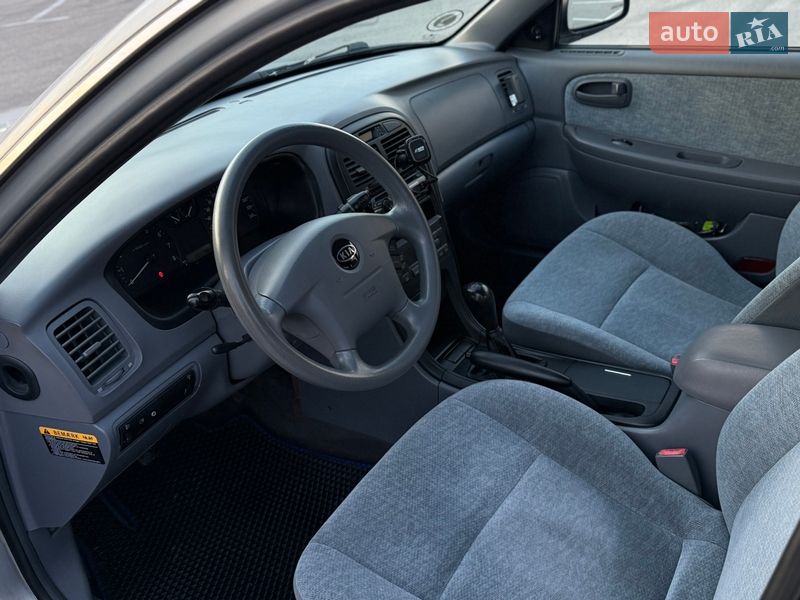 Седан Kia Magentis 2004 в Киеве фото 13 Седан Kia Magentis 2004 в Киеве