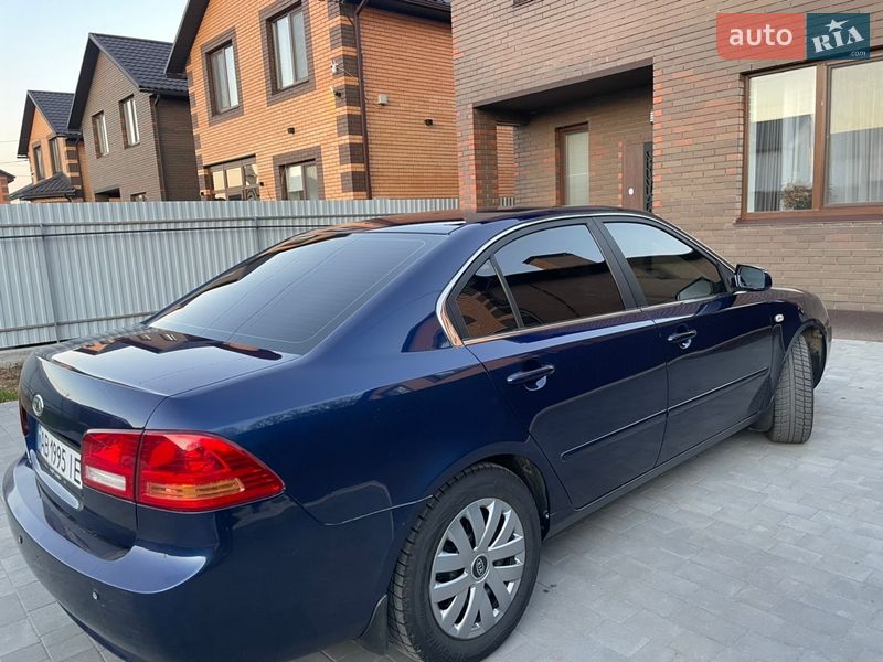 Седан Kia Magentis 2005 в Немирове