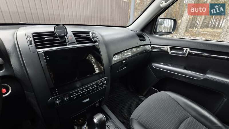 Позашляховик / Кросовер Kia Mohave 2011 в Ірпені