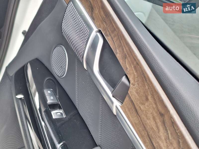 Позашляховик / Кросовер Kia Mohave 2022 в Одесі