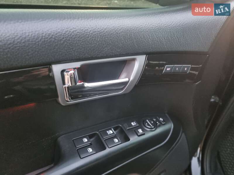 Внедорожник / Кроссовер Kia Mohave 2012 в Вишневом
