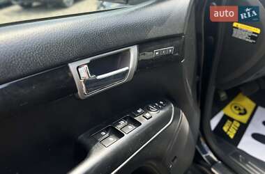 Внедорожник / Кроссовер Kia Mohave 2012 в 