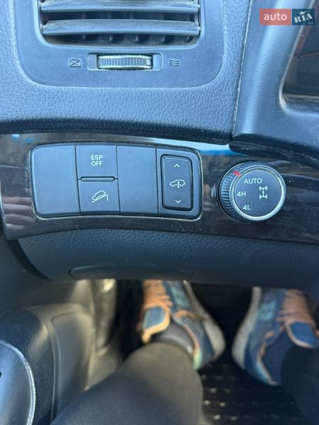 Внедорожник / Кроссовер Kia Mohave 2011 в Боярке