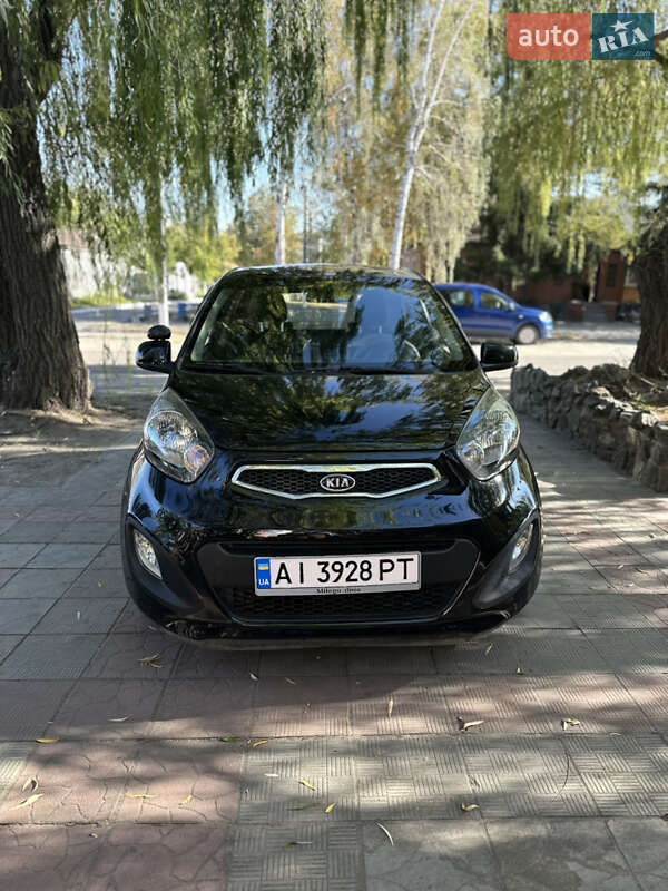 Хетчбек Kia Morning 2011 в Зміїві