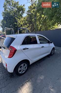 Хэтчбек Kia Morning 2016 в 