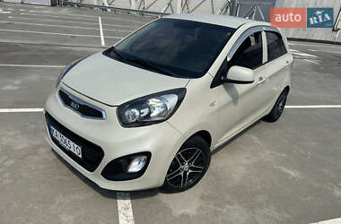 Хетчбек Kia Morning 2013 в Києві