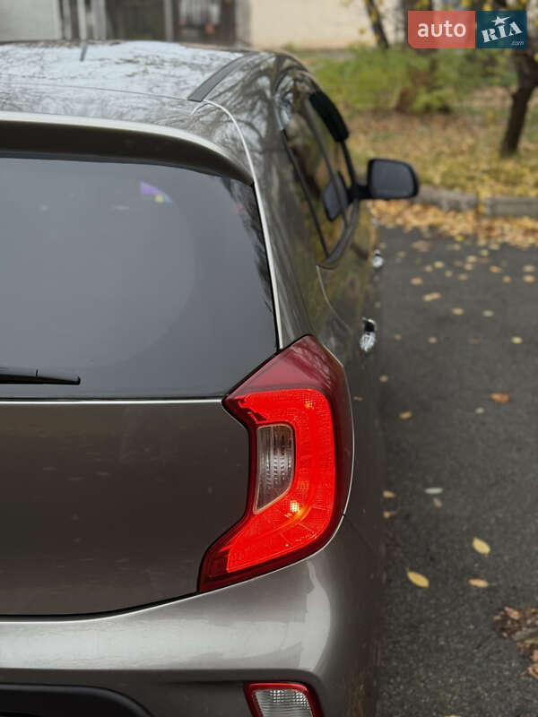 Хэтчбек Kia Morning 2018 в Чернигове