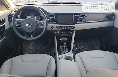 Внедорожник / Кроссовер Kia Niro 2017 в Днепре