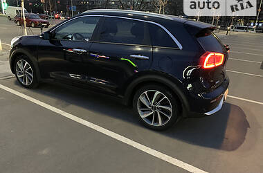 Универсал Kia Niro 2016 в Обухове