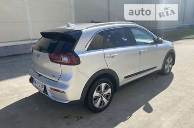 Позашляховик / Кросовер Kia Niro 2017 в Києві