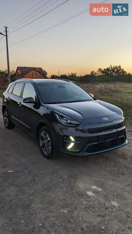 Kia Niro 2019 VIN KNACC81GFK5024838 фото оголошення 14 з 39