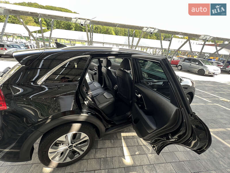 Позашляховик / Кросовер Kia Niro 2022 в Львові