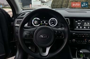 Внедорожник / Кроссовер Kia Niro 2018 в 