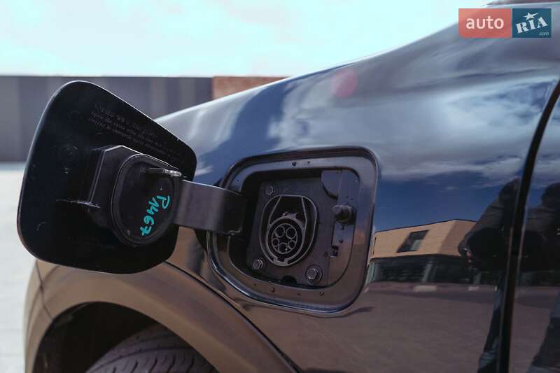 Внедорожник / Кроссовер Kia Niro 2018 в Хмельницком