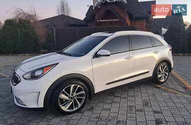 Внедорожник / Кроссовер Kia Niro 2017 в Буче