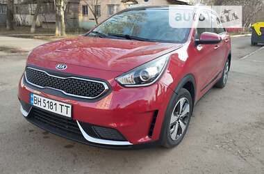 Позашляховик / Кросовер Kia Niro 2017 в Одесі