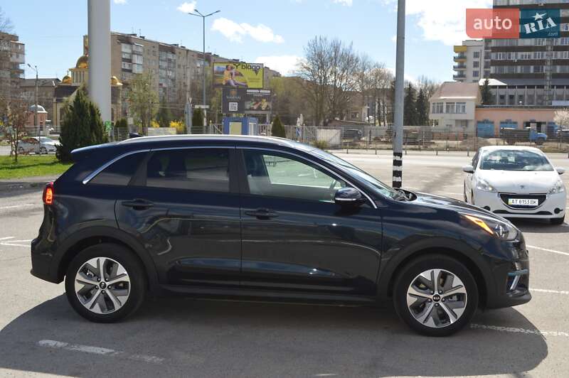 Внедорожник / Кроссовер Kia Niro 2021 в Ивано-Франковске