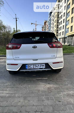 Позашляховик / Кросовер Kia Niro 2019 в Львові