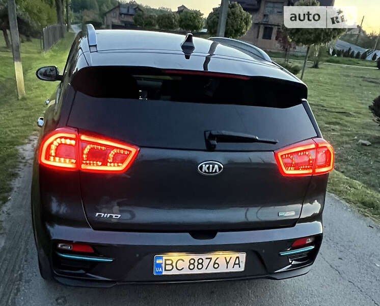 Внедорожник / Кроссовер Kia Niro 2018 в Львове