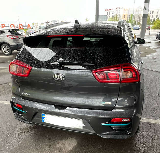 Внедорожник / Кроссовер Kia Niro 2018 в Львове