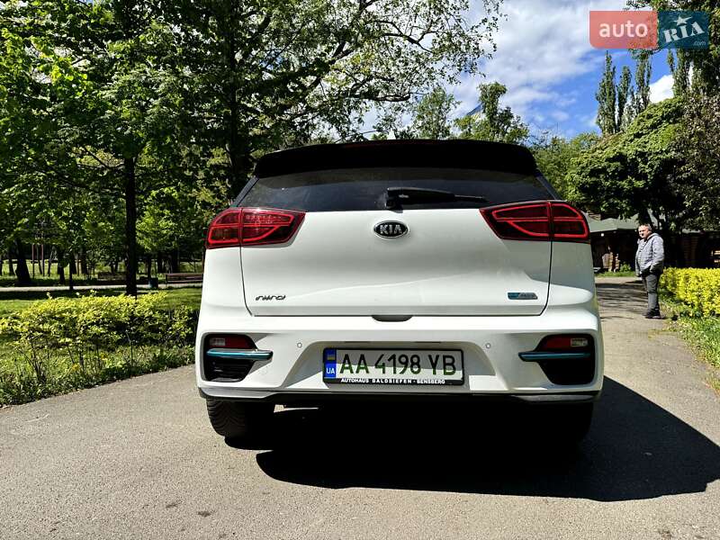 Внедорожник / Кроссовер Kia Niro 2021 в Киеве