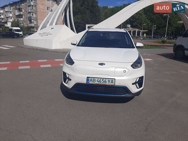 Позашляховик / Кросовер Kia Niro 2020 в Вінниці фото 3 Позашляховик / Кросовер Kia Niro 2020 в Вінниці