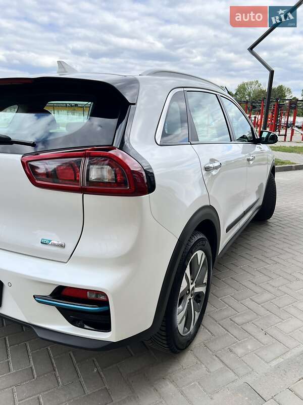 Позашляховик / Кросовер Kia Niro 2019 в Житомирі