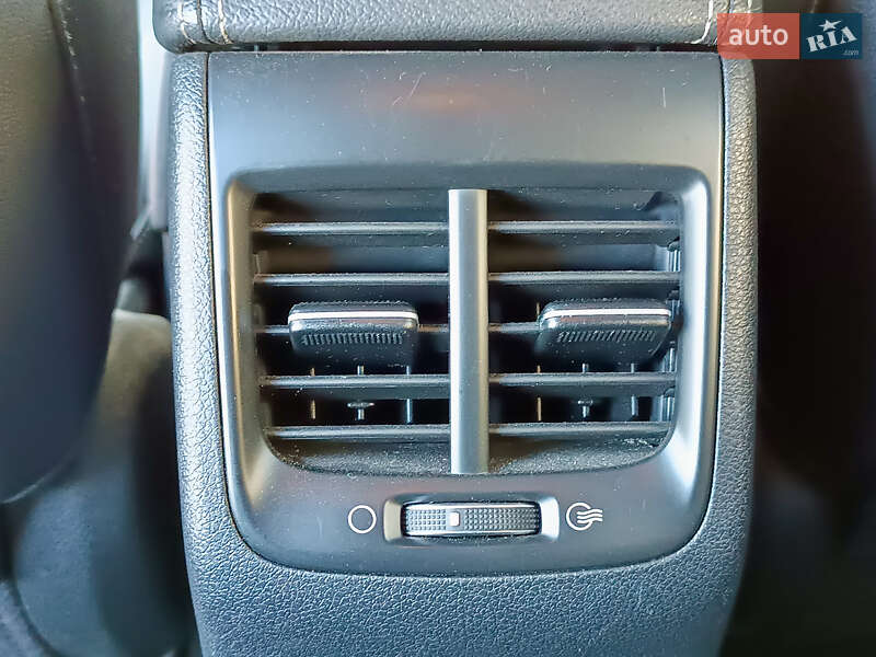 Внедорожник / Кроссовер Kia Niro 2017 в Николаеве