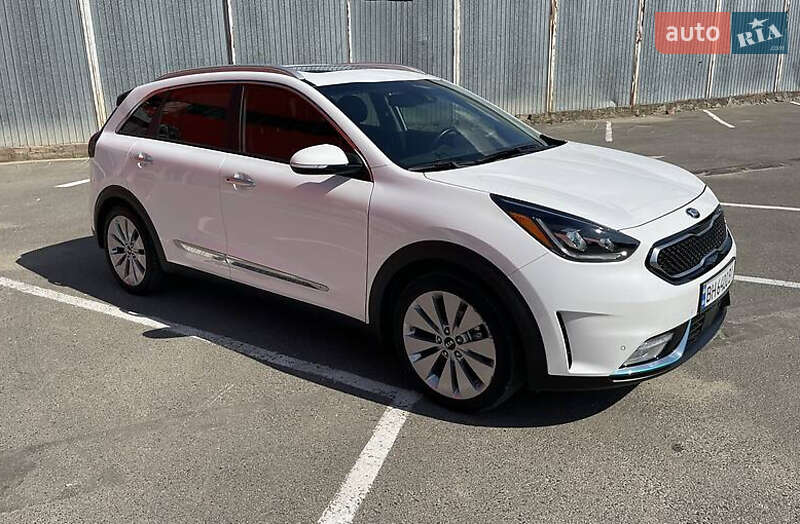 Внедорожник / Кроссовер Kia Niro 2018 в Киеве фото 4 Внедорожник / Кроссовер Kia Niro 2018 в Киеве