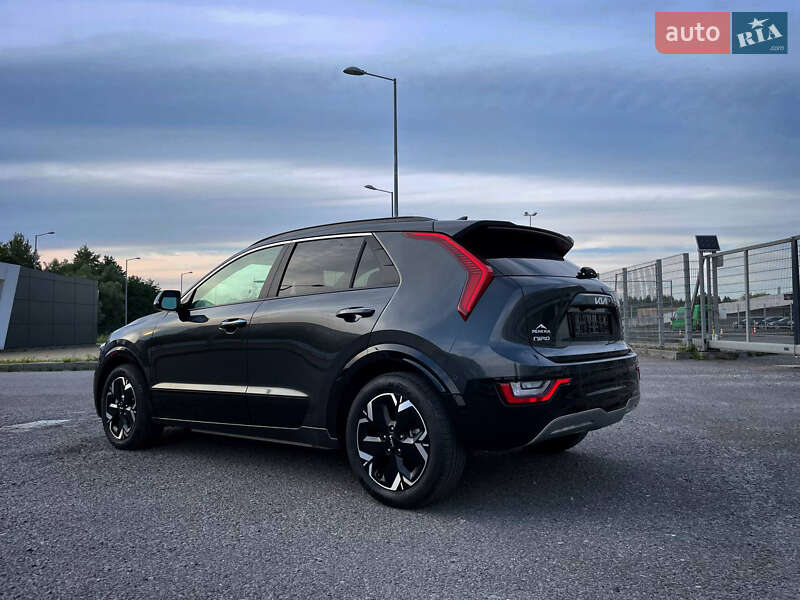 Внедорожник / Кроссовер Kia Niro 2023 в Львове