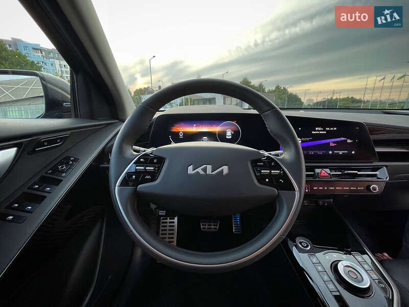 Внедорожник / Кроссовер Kia Niro 2023 в Львове