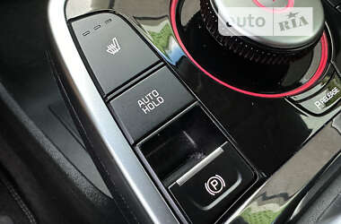Внедорожник / Кроссовер Kia Niro 2021 в 