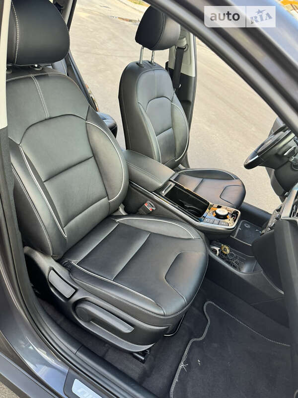 Позашляховик / Кросовер Kia Niro 2020 в Одесі