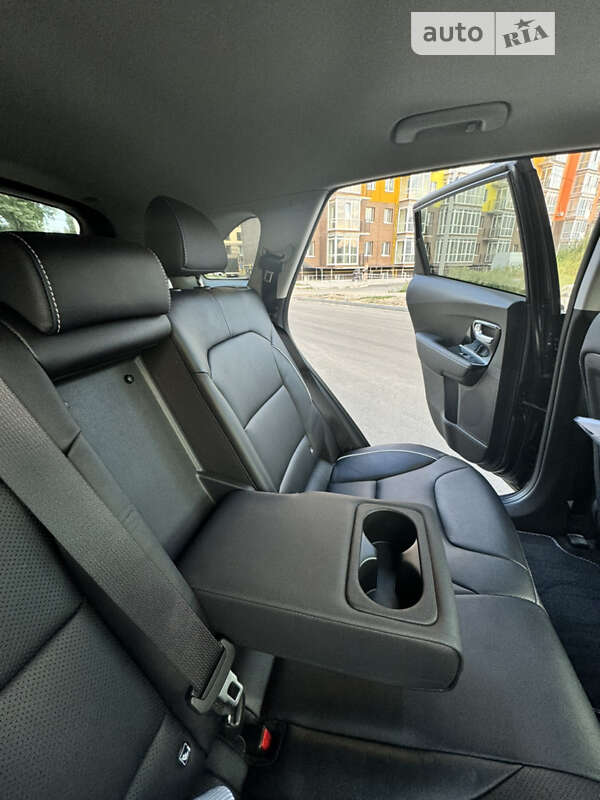 Позашляховик / Кросовер Kia Niro 2020 в Одесі