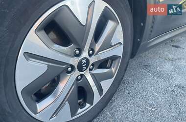 Внедорожник / Кроссовер Kia Niro 2019 в 
