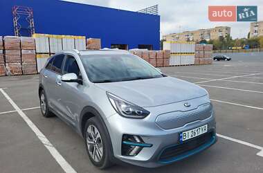 Позашляховик / Кросовер Kia Niro 2019 в Полтаві