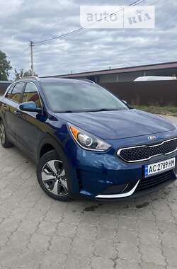 Позашляховик / Кросовер Kia Niro 2017 в Ковелі