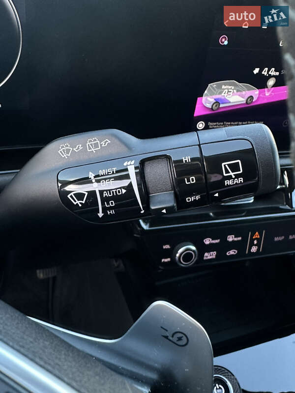 Внедорожник / Кроссовер Kia Niro 2023 в Новояворовске