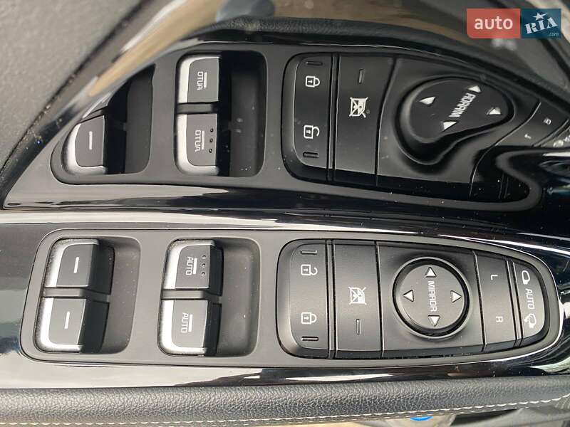 Внедорожник / Кроссовер Kia Niro 2019 в Житомире