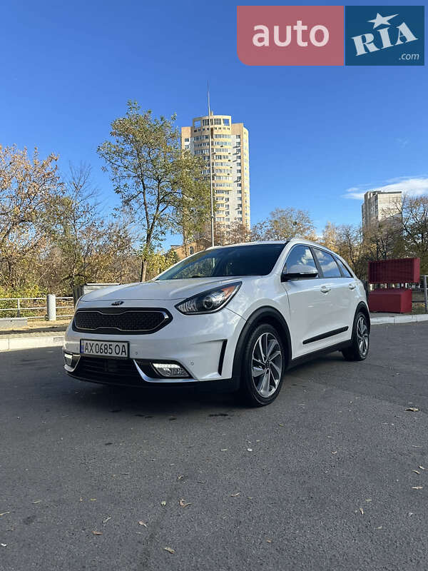 Позашляховик / Кросовер Kia Niro 2016 в Харкові