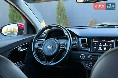 Позашляховик / Кросовер Kia Niro 2019 в 